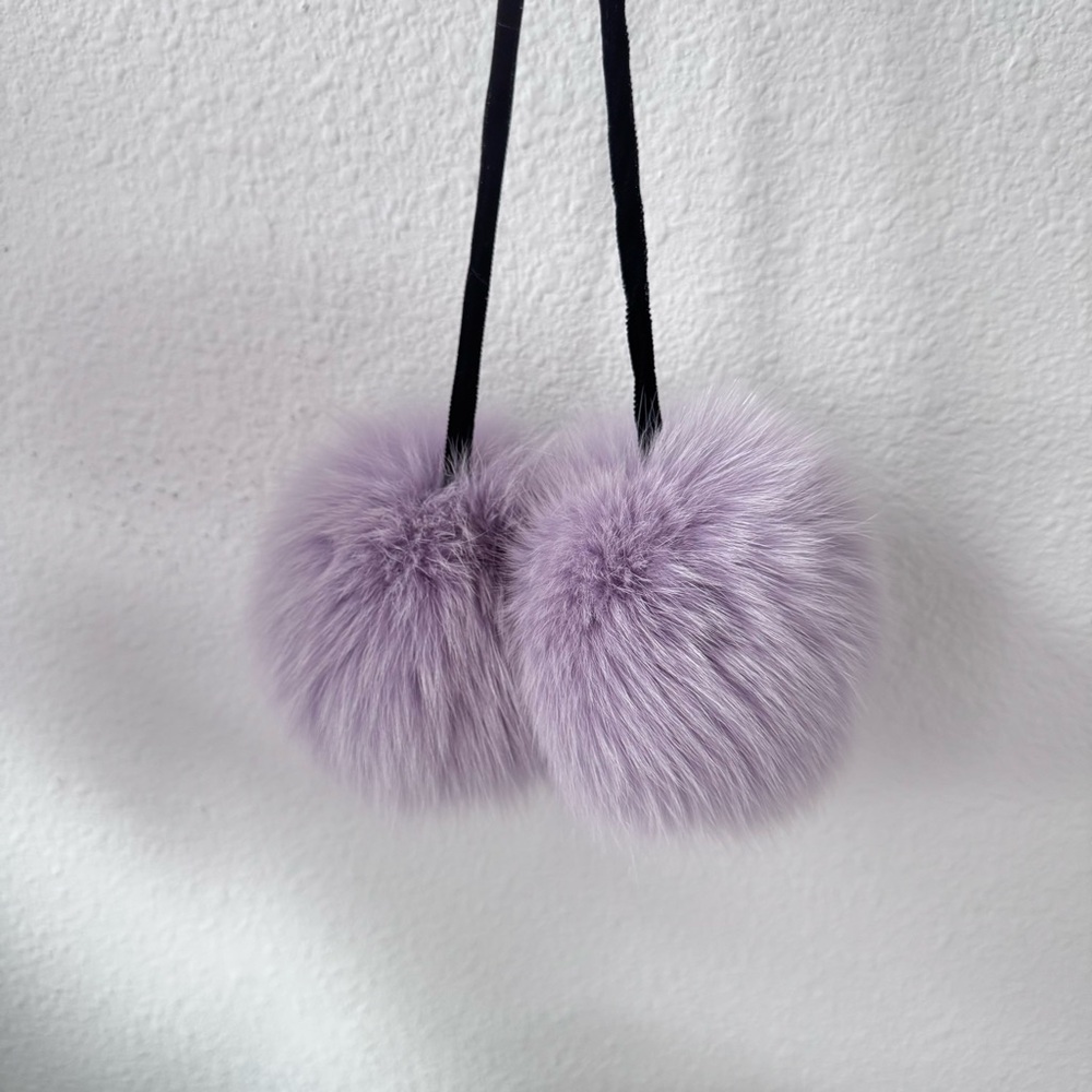 Gaucho Lavender Blue Fox Fur Wrap Scarf with Pom Pom Ties & Velvet Lining NWT - Picture 4 of 13